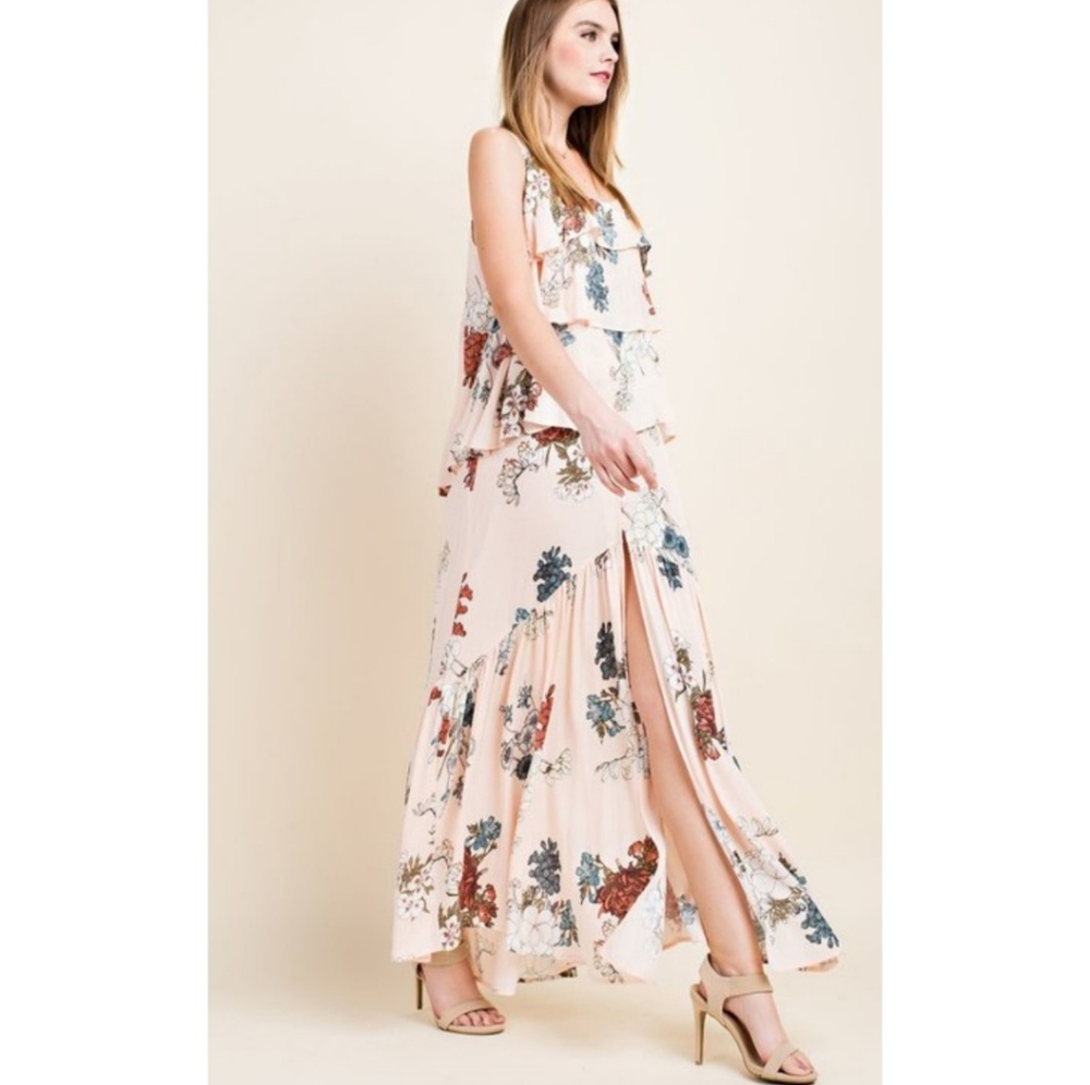 🆕🌿BOUTIQUE FLORAL MAXI SKIRT🌿 - Picture 4 of 4